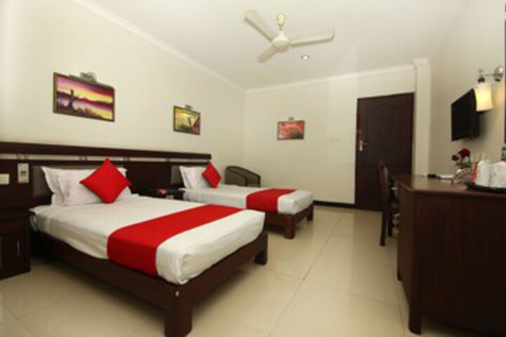 Room 8 of 20