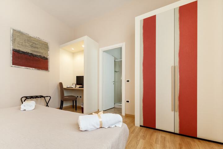 Room 8 of 51