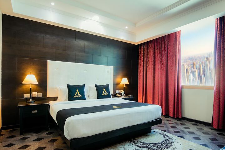 Room 14 of 62