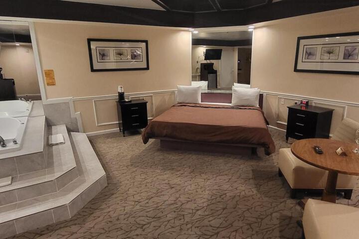 Room 49 of 284