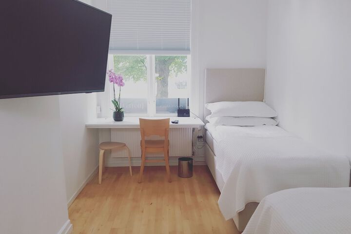 Room 9 of 23