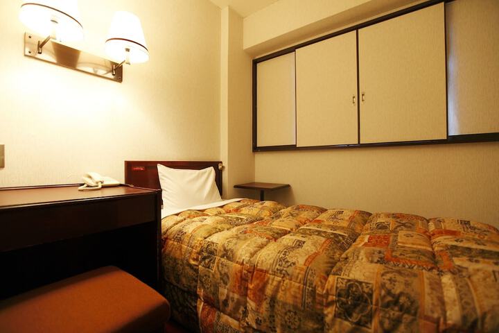 Room 13 of 58