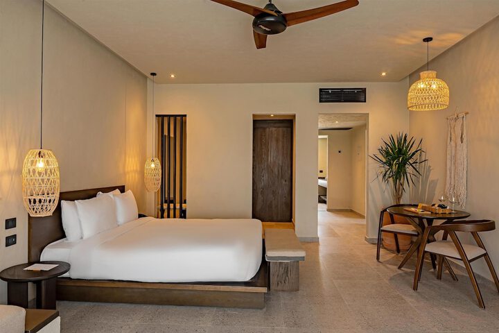 Room 22 of 150