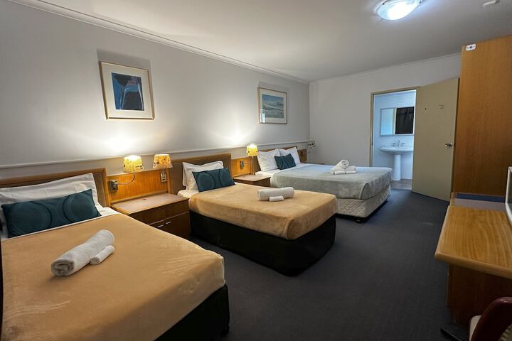 Room 21 of 75