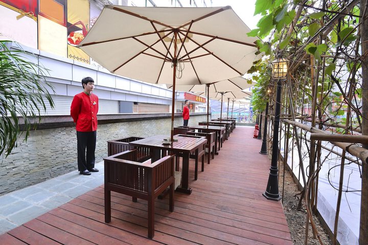 Terrace/Patio 45 of 47