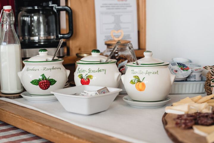 Breakfast/Coffee Service 79 of 125