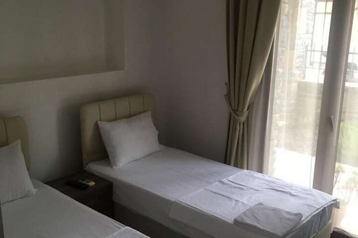 Room 78 of 159