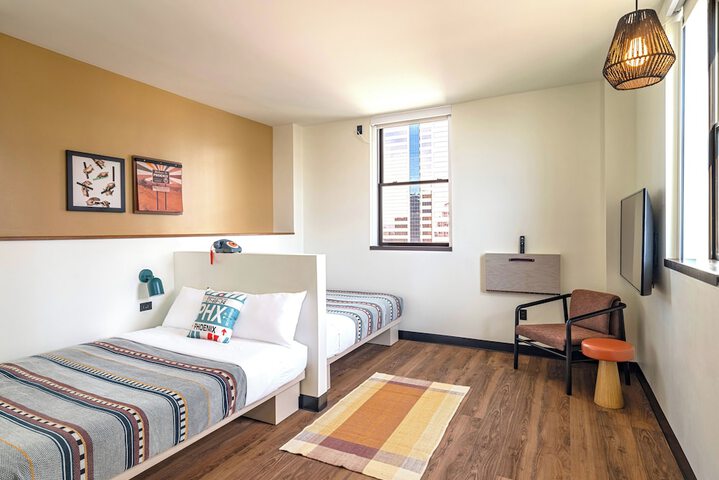Room 17 of 53