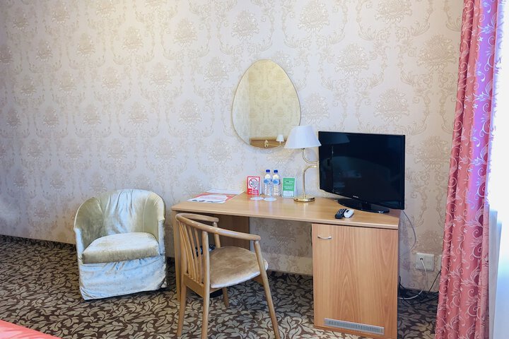 Room 21 of 61