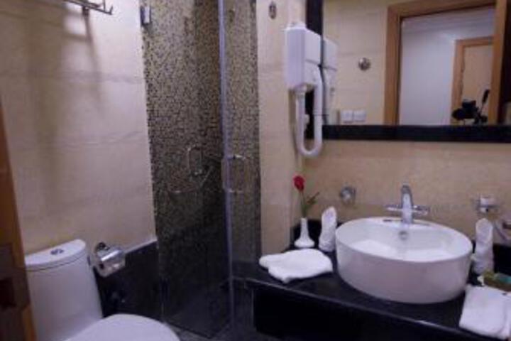 Room 3 of 23