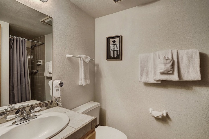 Room 28 of 50