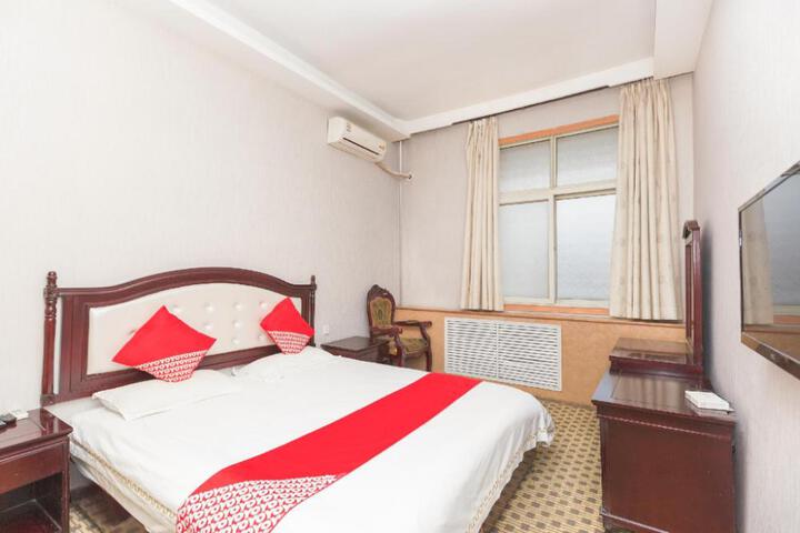OYO Jingdu Business Hotel