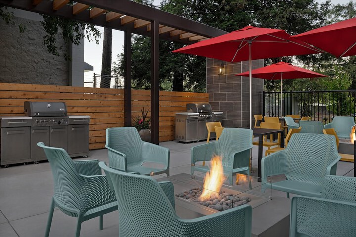 Terrace/Patio 39 of 44