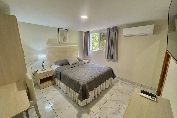 Room 20 of 80