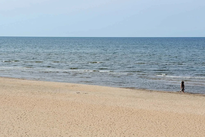 Beach 6 of 14