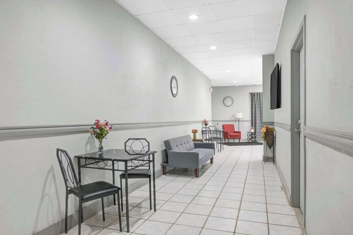 Hotel Interior 4 of 22