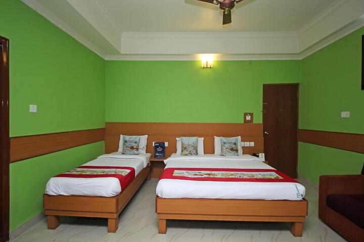 Room 2 of 5