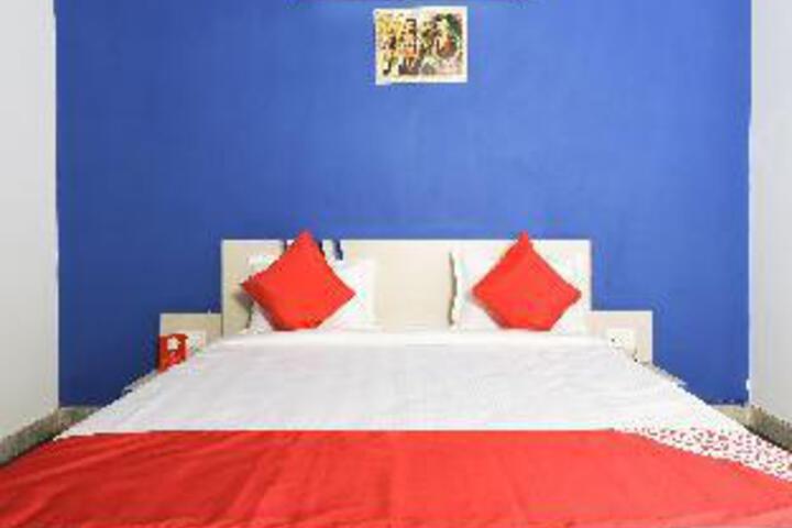 Room 15 of 20