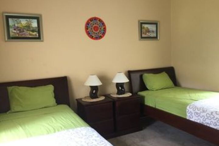 Room 8 of 25