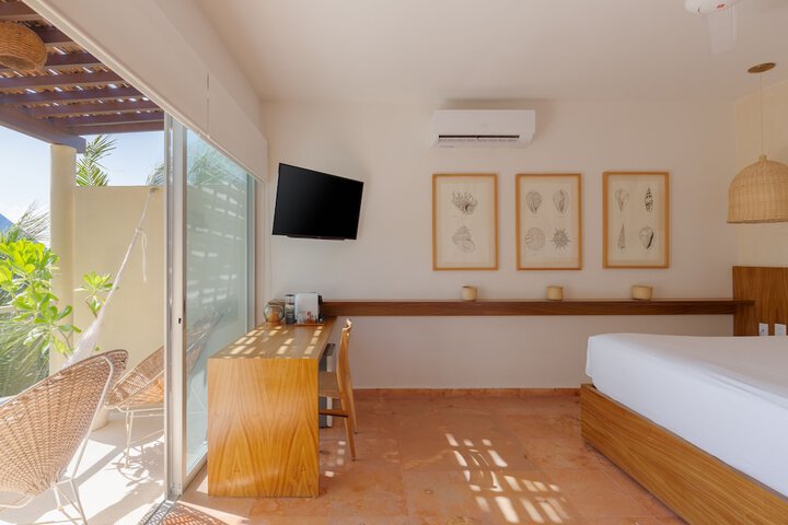 Room 9 of 95