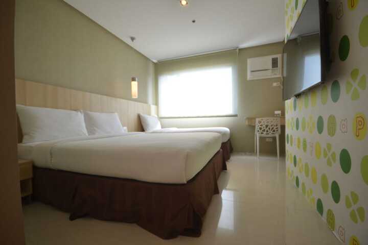 Room 8 of 42