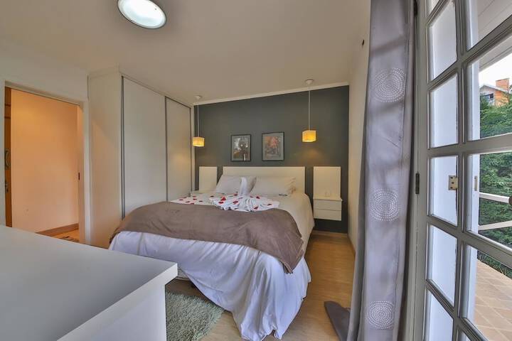 Room 18 of 68