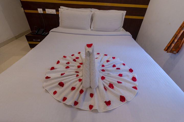 Room 3 of 18
