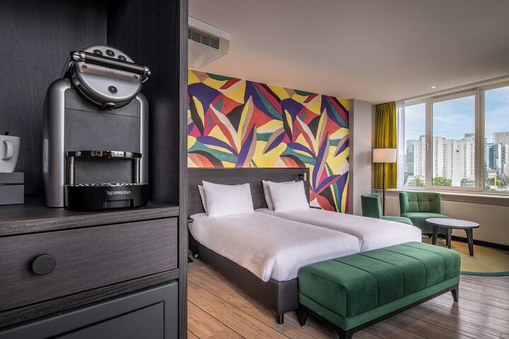 Room amenity