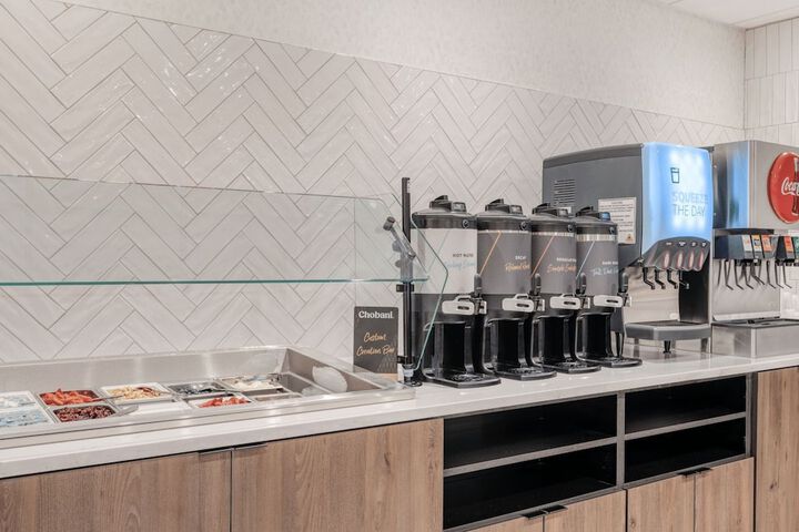 Breakfast/Coffee Service 39 of 49