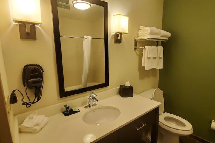 Room 14 of 35