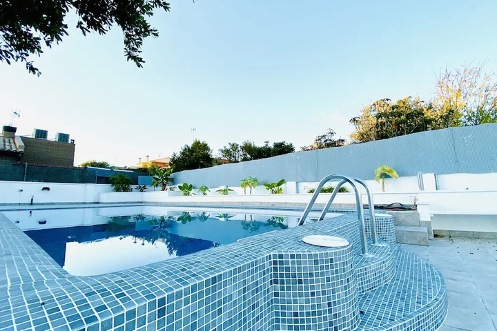 Pool 13 of 22