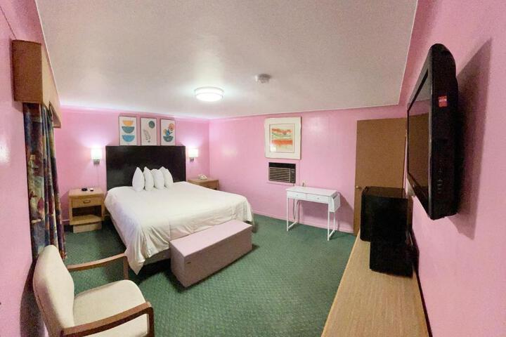 2 Double Beds (5 of 16)
