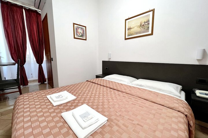 Room 21 of 40