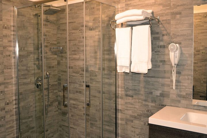 Room 45 of 60