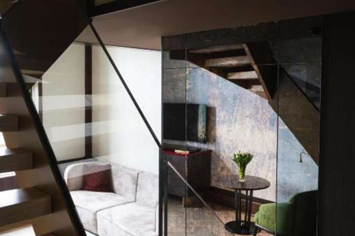 Room 28 of 80