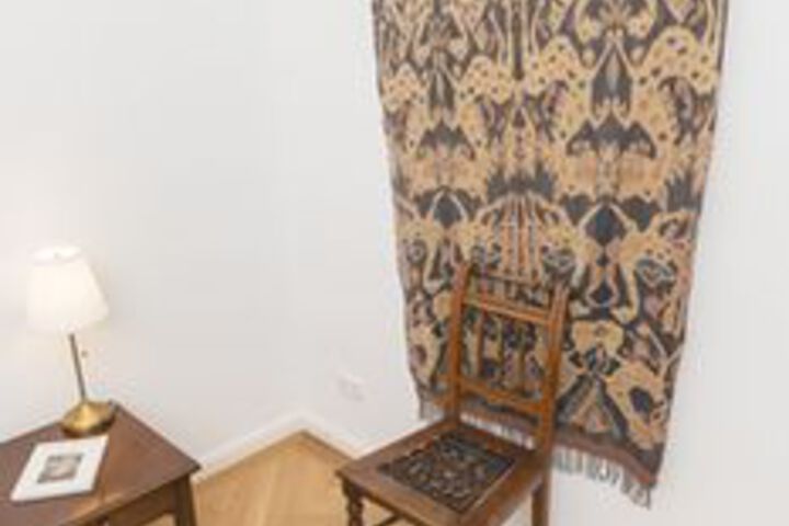 Room 33 of 62