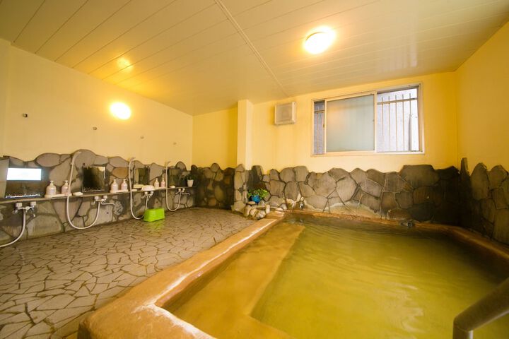 Spa 13 of 29