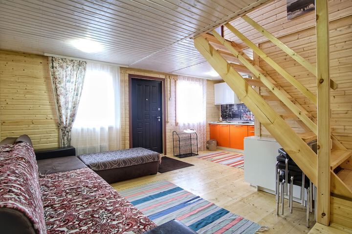 Room 2 of 15