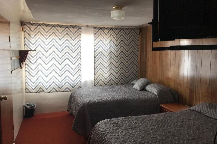 Room 13 of 14