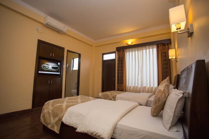 Room 13 of 67