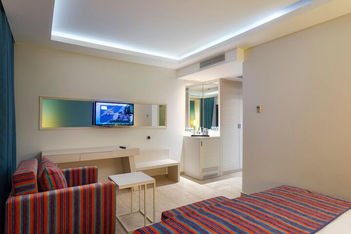 Room 21 of 128