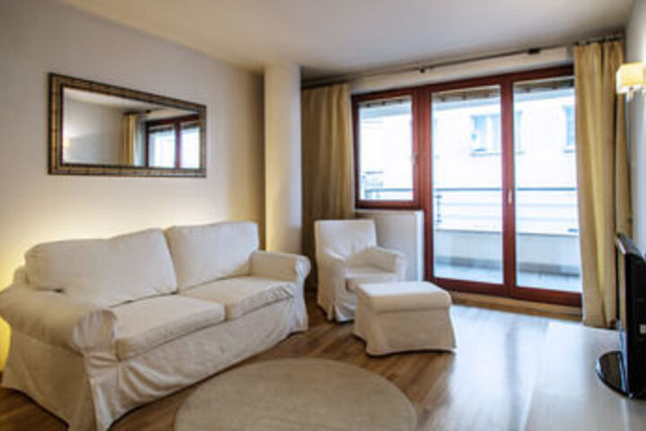 Room 16 of 18