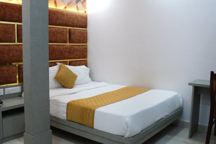 Room 55 of 68