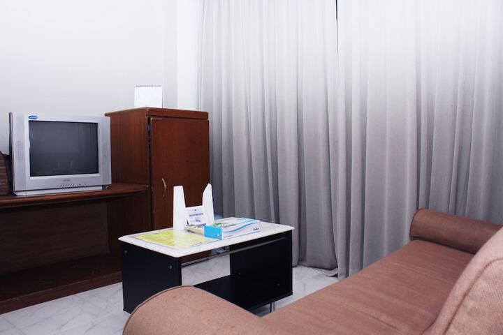 Room 10 of 23