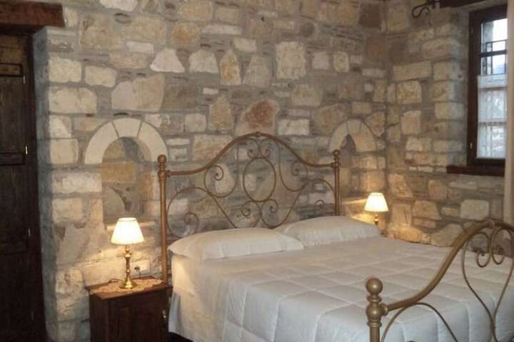Room 5 of 20