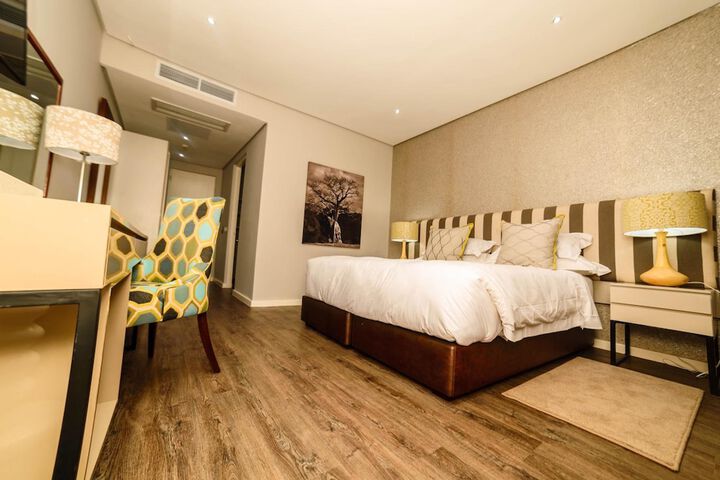 Room 10 of 43