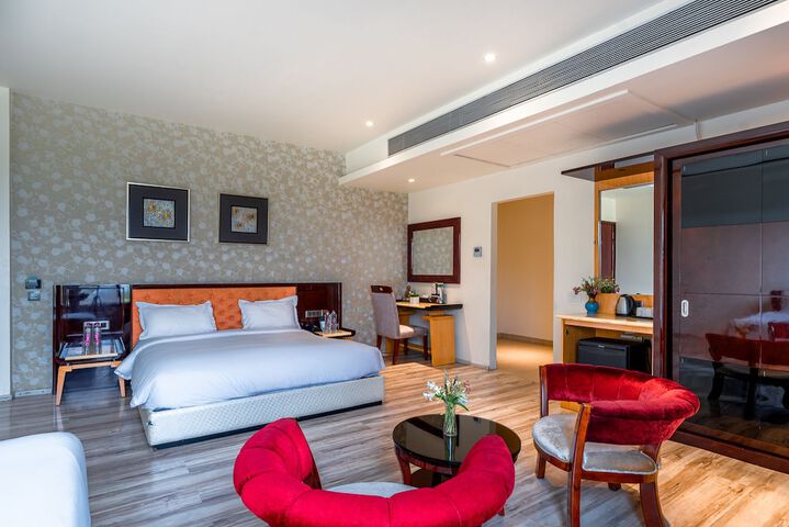 Room 16 of 49