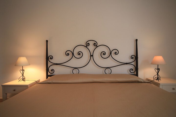 Room 6 of 82