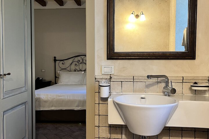 Room 40 of 57