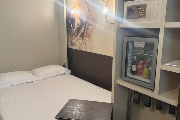 Room 31 of 45